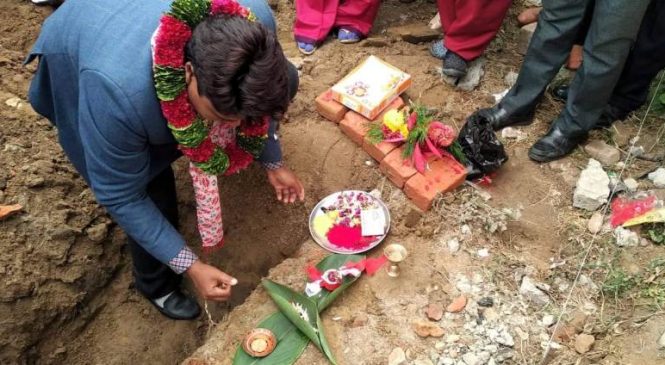 सांसद बिकले गरिन विद्यालय भवनको शिलान्यास